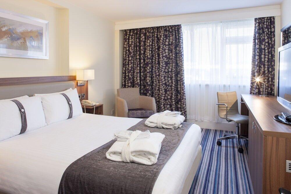 Foto de una habitación de Holiday Inn Ashford Central, an IHG Hotel