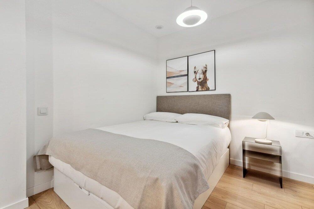 Foto de una habitación de Aparthotel limehome Valencia Carrer del Pare Palau