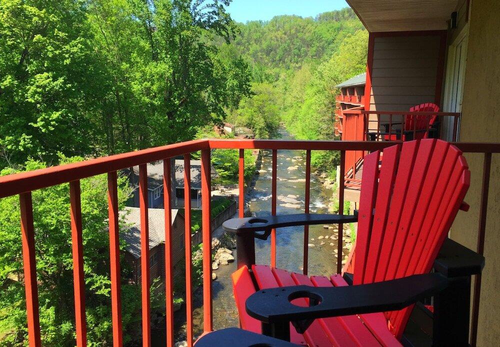 Foto de una habitación de Hotel Baymont by Wyndham Gatlinburg On The River
