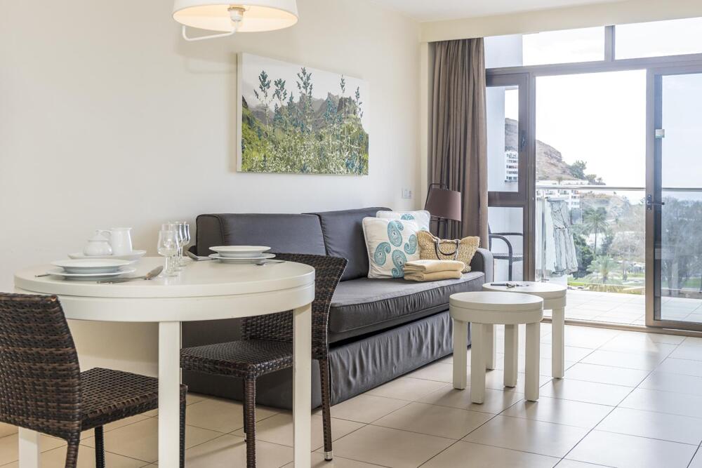 Foto de una habitación de Aparthotel Grupotel Revoli