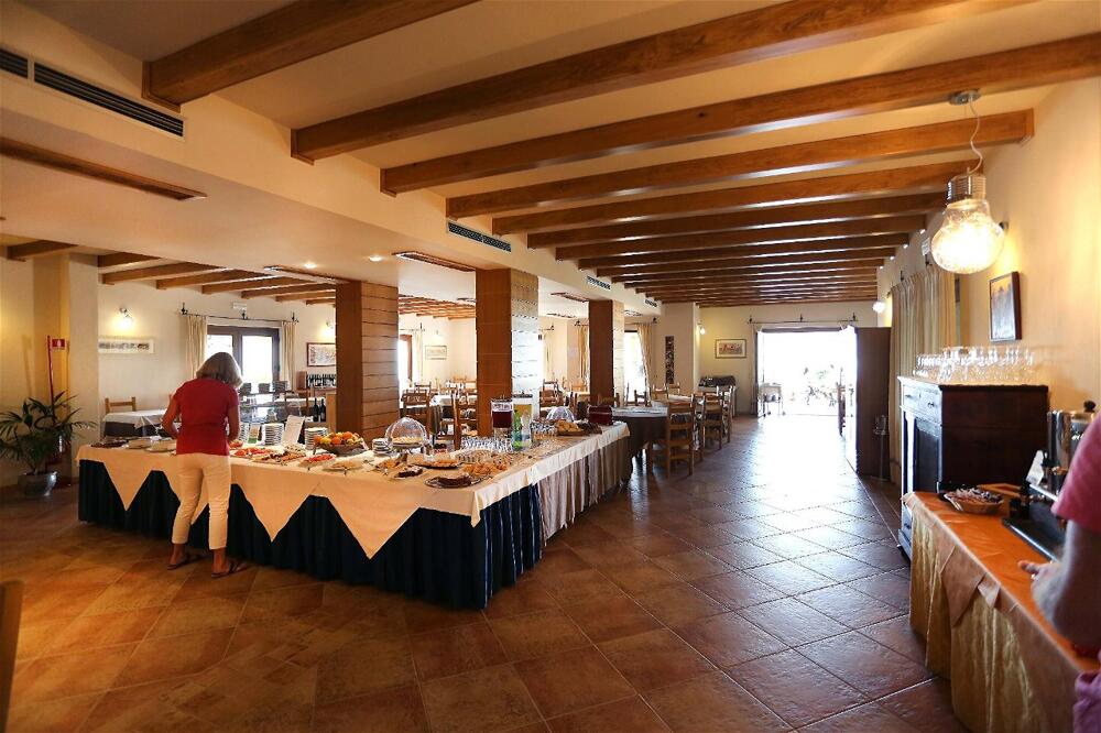 Foto general de Hotel Villa Gustui Maris