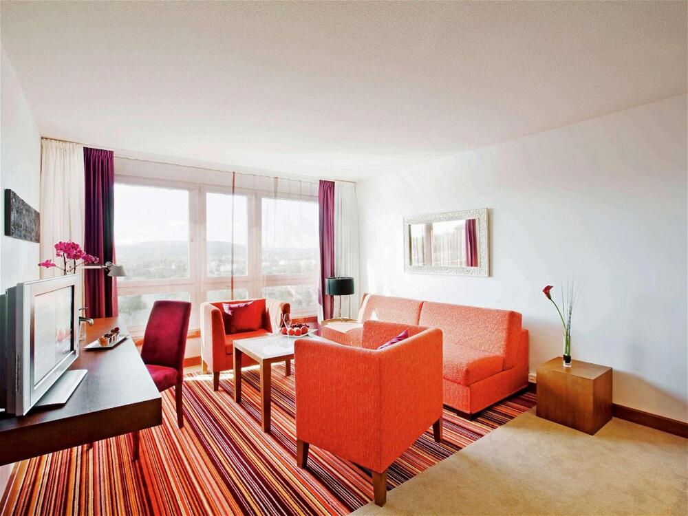 Foto de una habitación de Mövenpick Hotel Zurich Airport