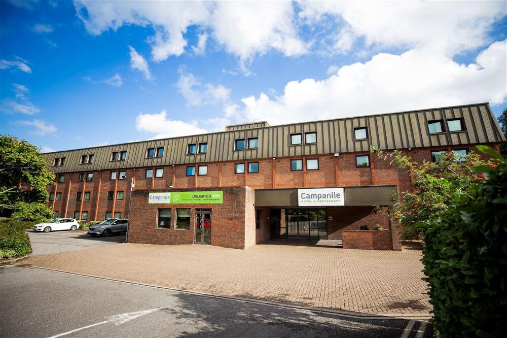 Foto del exterior de Hotel Campanile Swindon
