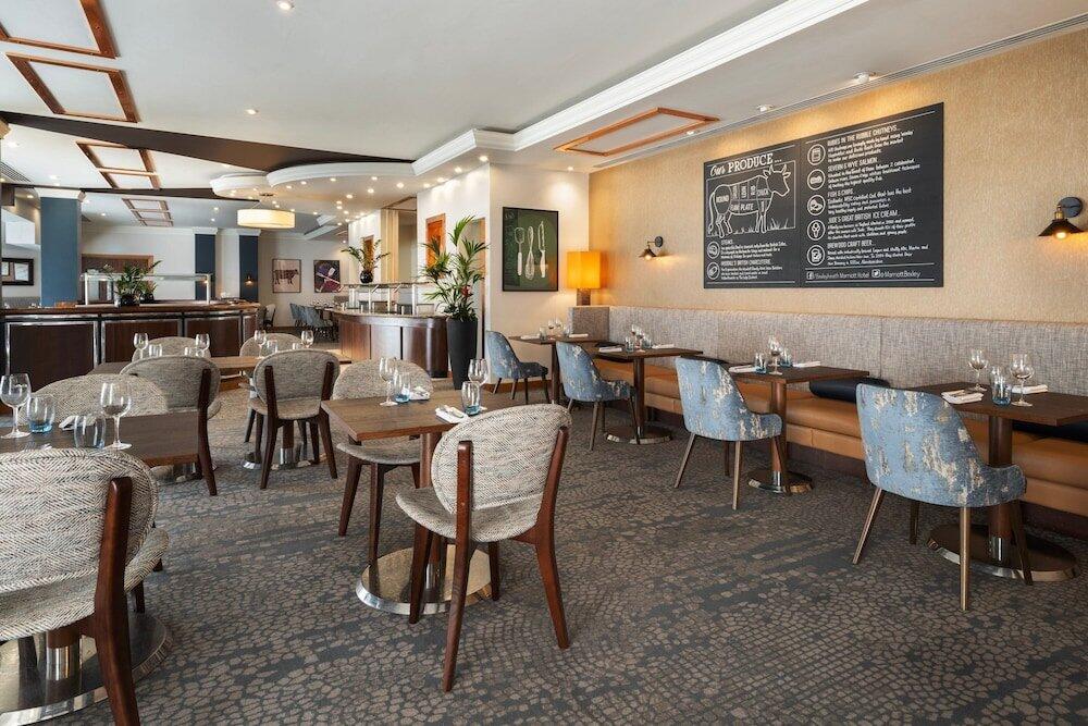 Foto de restauración de Bexleyheath Marriott Hotel