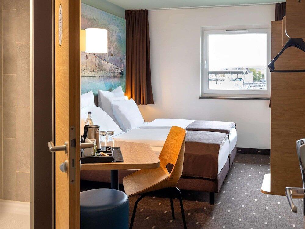 Foto de una habitación de B&amp;amp;B Hotel Koblenz