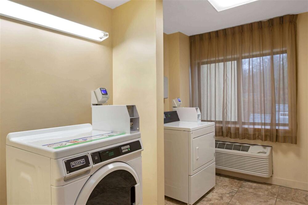 Foto de los servicios de Hotel La Quinta Inn by Wyndham Auburn Worcester