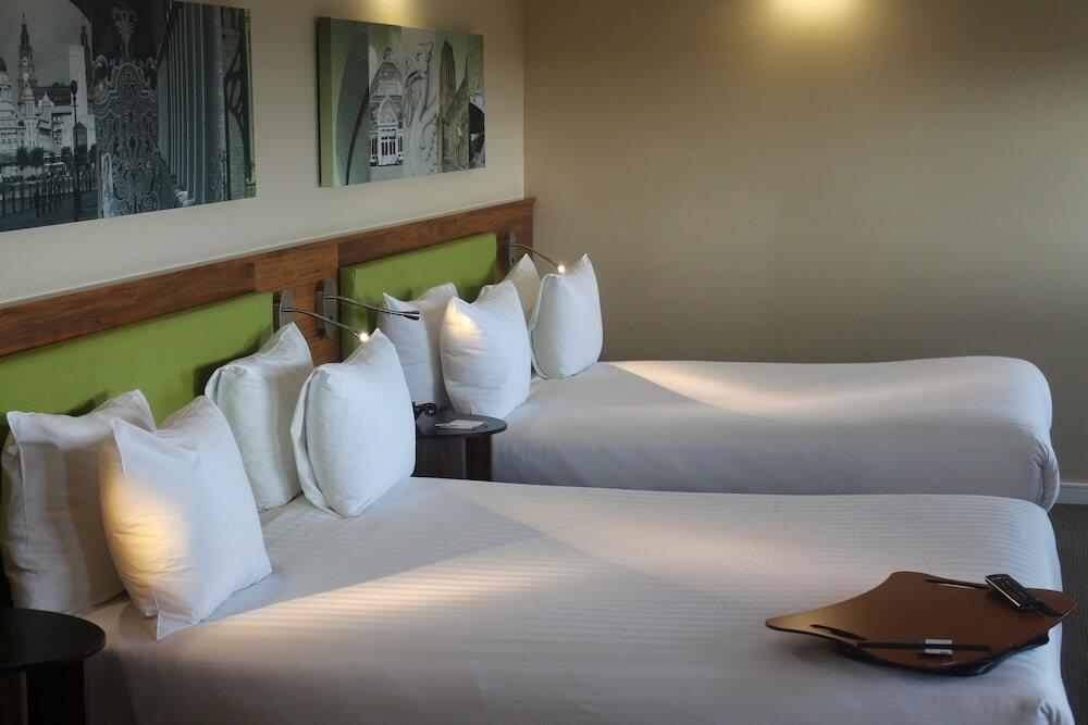 Foto de una habitación de Hotel Hampton by Hilton Liverpool/John Lennon Airport