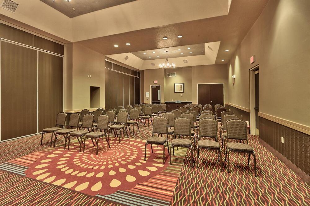 Foto general de Holiday Inn Hotel &amp;amp; Suites Albuquerque Airport, an IHG Hotel