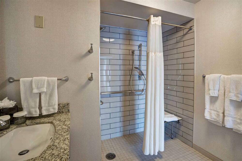 Foto del baño de Hotel Homewood Suites by Hilton Chicago-Downtown