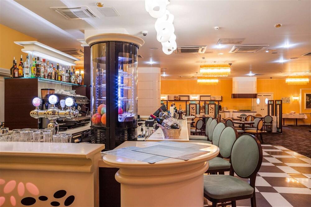 Foto de restauración de Hotel Hilton Garden Inn Krasnodar