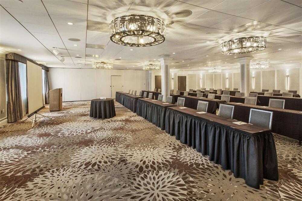 Foto de los servicios de DoubleTree by Hilton Hotel Nanuet