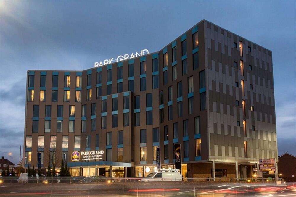 Foto del exterior de Hotel Park Grand London Heathrow