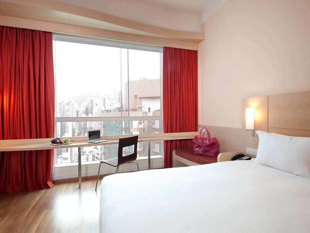 Foto de una habitación de Hotel Ibis Hong Kong Central &amp;amp; Sheung Wan