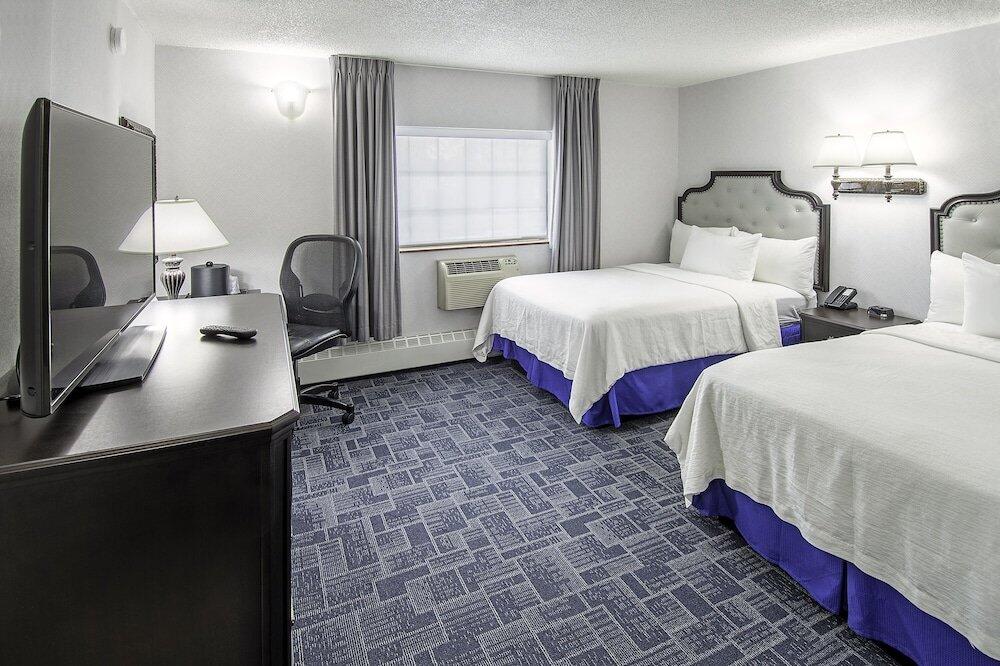 Room – The Holland Hotel