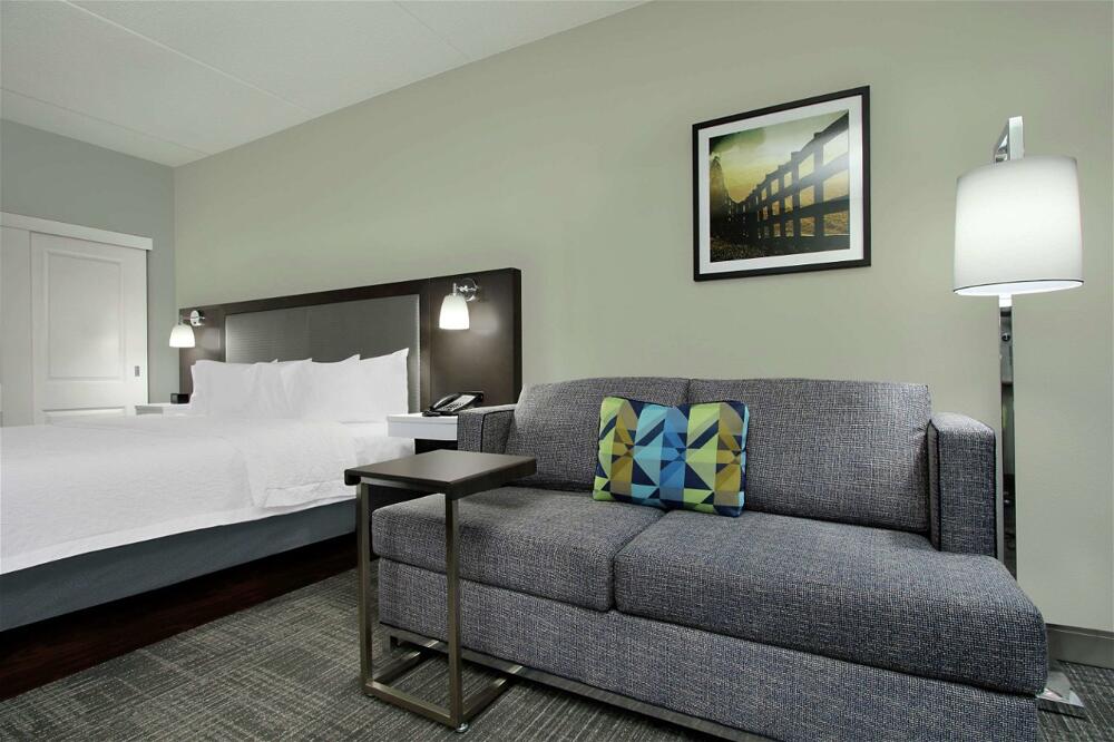 Room – Hotel Hampton Inn Hagerstown-I-81