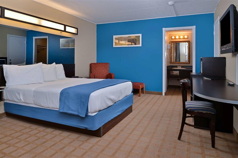 Foto de una habitación de Motel Canadas Best Value Inn St. Catharines