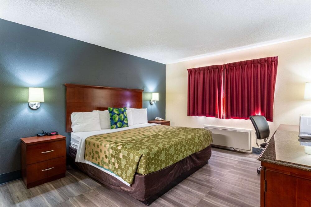 Foto de una habitación de Hotel Econo Lodge Gallup