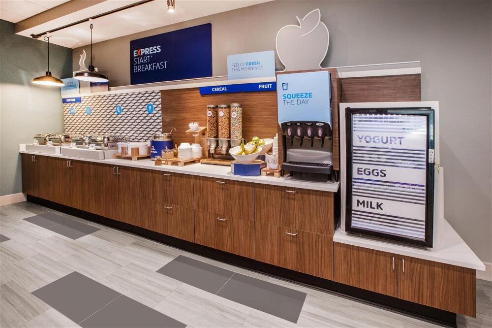 Foto de restauración de Holiday Inn Express &amp;amp; Suites - Santa Fe, an IHG Hotel