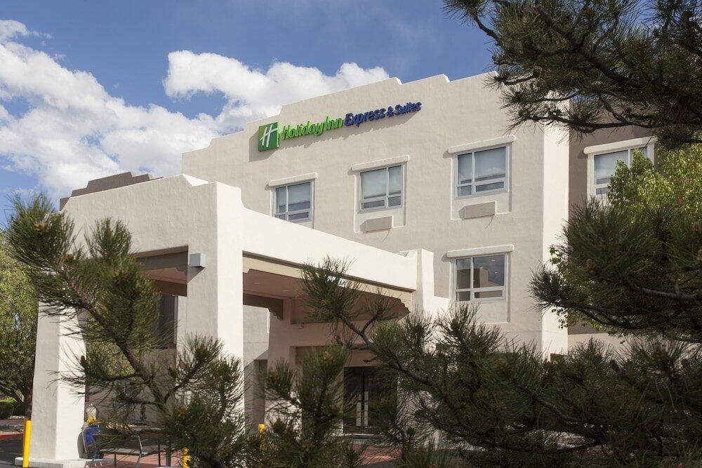 Foto del exterior de Holiday Inn Express &amp;amp; Suites - Santa Fe, an IHG Hotel