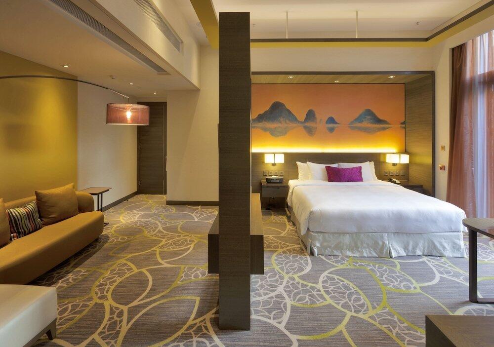 Foto de una habitación de Crowne Plaza Hong Kong Kowloon East, an IHG Hotel