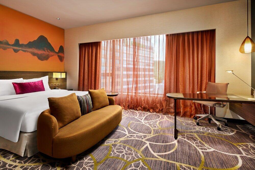 Foto de una habitación de Crowne Plaza Hong Kong Kowloon East, an IHG Hotel