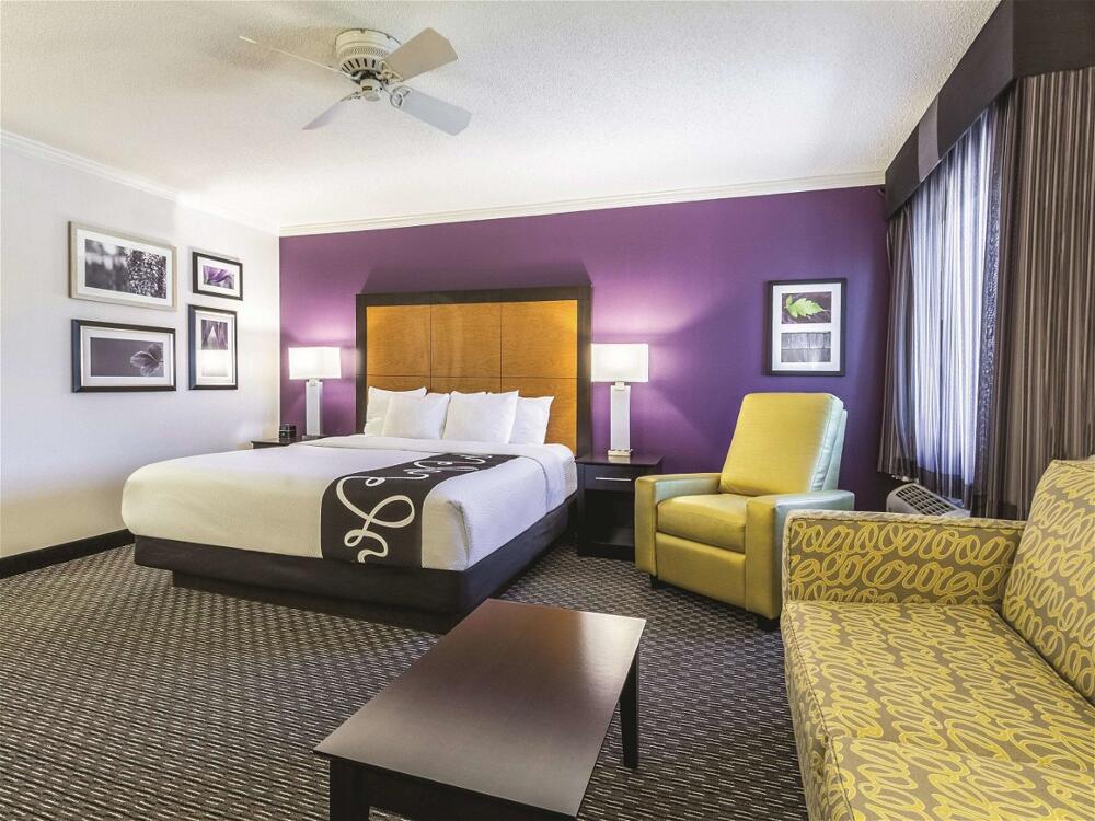 Foto de una habitación de Hotel La Quinta by Wyndham Cleveland - Airport North