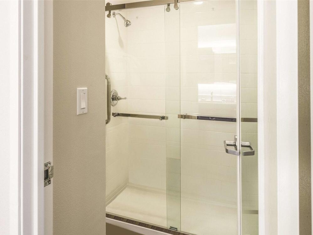 Foto del baño de Hotel La Quinta by Wyndham Cleveland - Airport North