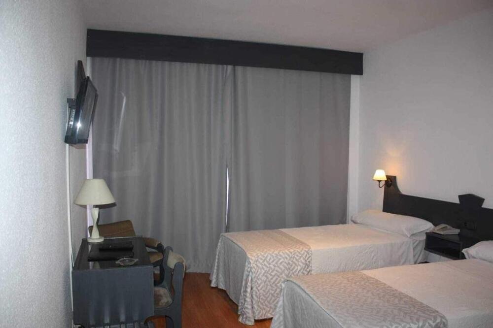 Foto de una habitación de Hotel Lisboa