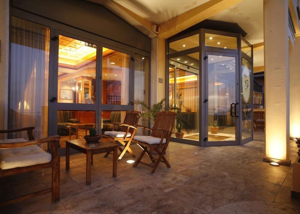 Foto del exterior de Hotel Florida Lerici