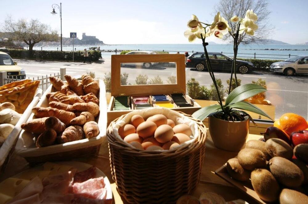 Foto de restauración de Hotel Florida Lerici