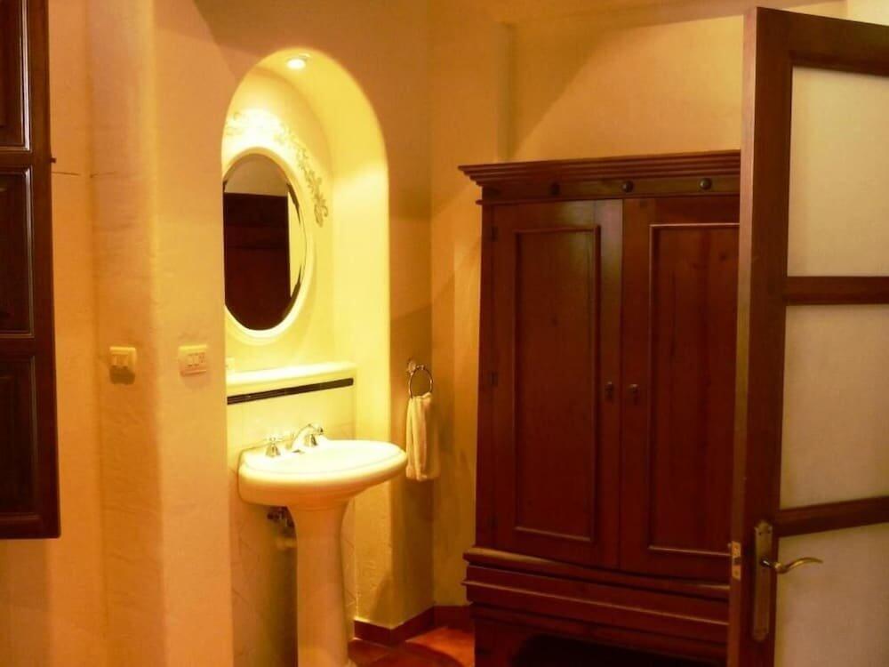 Foto del baño de Hotel Meson del Alferez Coatepec