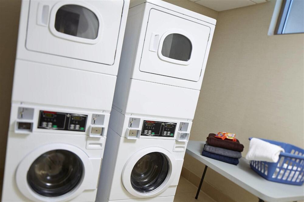 Foto de los servicios de Hotel SpringHill Suites by Marriott at Anaheim Resort Area/Convention Center