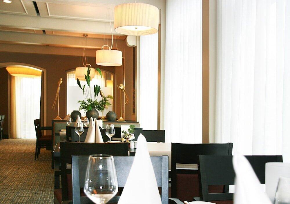 Foto de restauración de AVIA Hotel