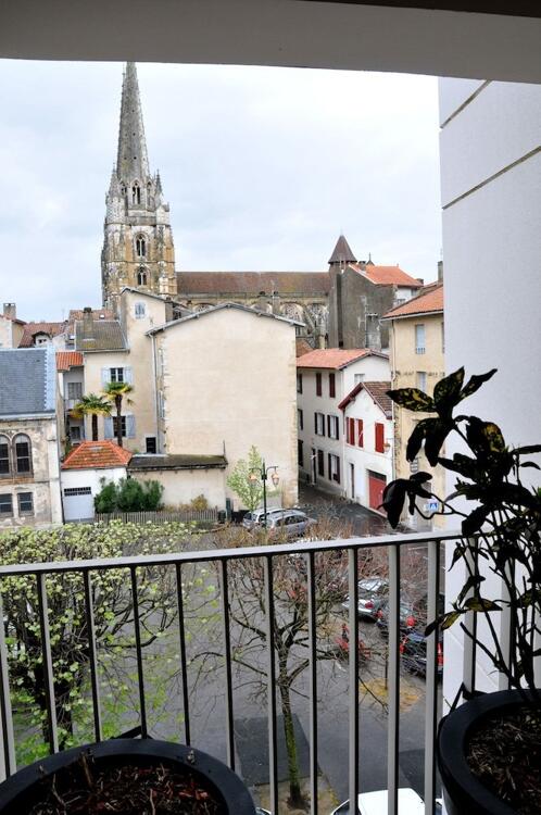 Foto del exterior de Aparthotel Temporesidence Cathedrale
