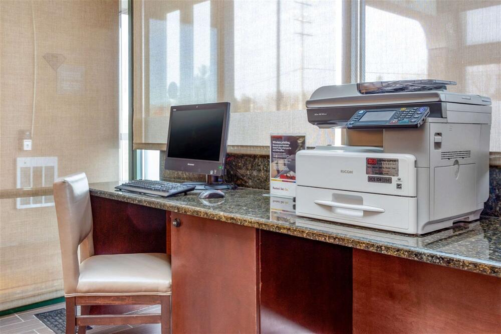 Foto de una habitación de Hotel Comfort Suites Oakbrook Terrace near Oakbrook Center