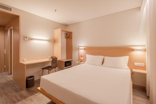 Foto de una habitación de Moov Hotel Porto Norte