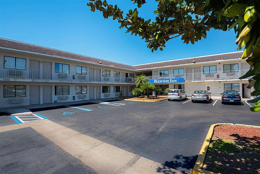 Foto del exterior de Hotel Rodeway Inn Kissimmee Maingate West