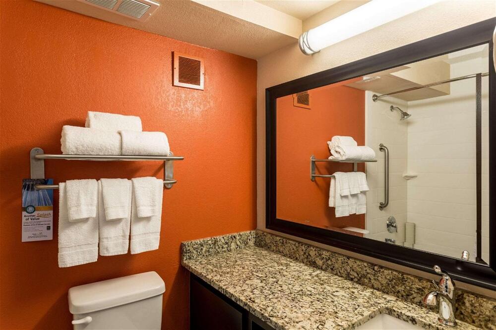 Foto general de Hotel Comfort Inn &amp;amp; Suites Nashville Downtown - Stadium