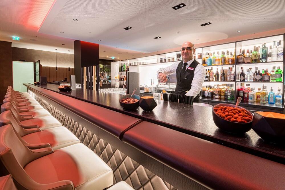 Foto de restauración de Best Western Premier Central Hotel Leonhard