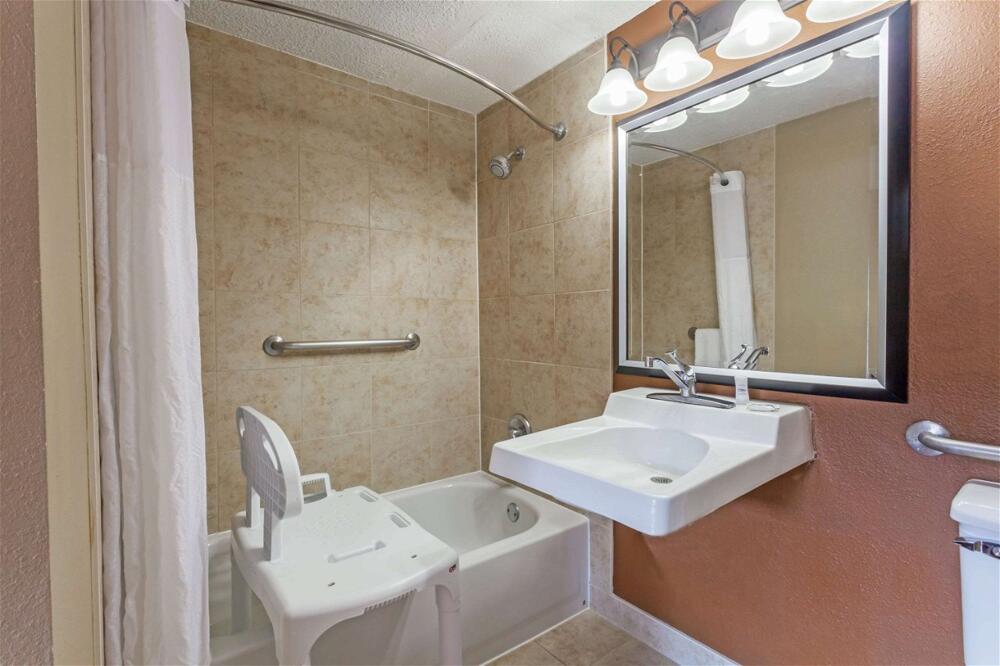 Foto del baño de Hotel Microtel Inn by Wyndham Lexington