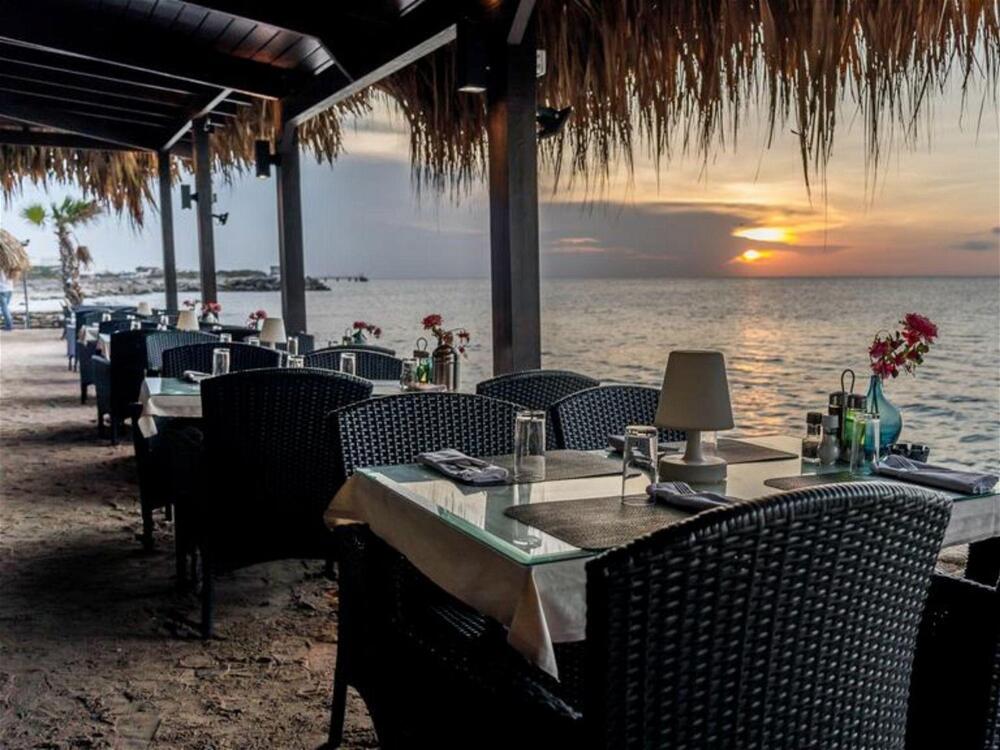 Foto general de Complejo Van der Valk Plaza Beach &amp;amp; Dive Resort Bonaire