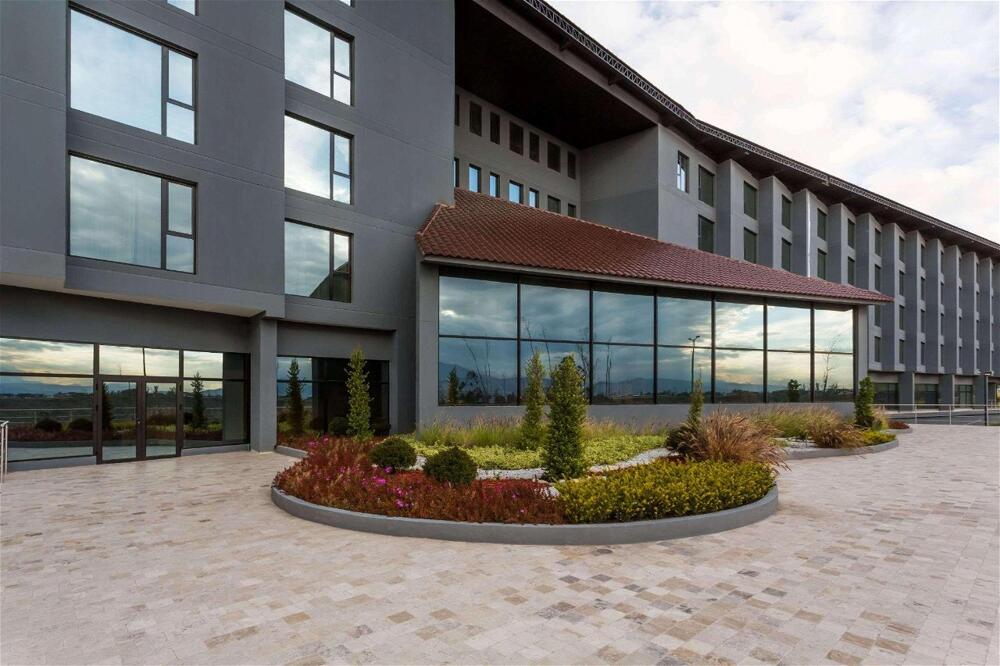 Foto del exterior de Hotel Wyndham Quito Airport