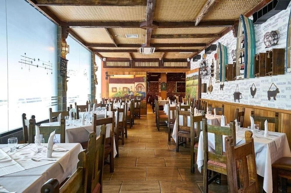 Hotel Riazor, Santo Domingo. Desde 90.25€ - Central de Reservas