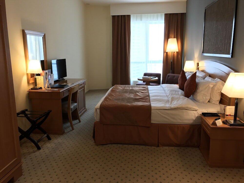 Foto de una habitación de Hotel Golden Tulip Sharjah