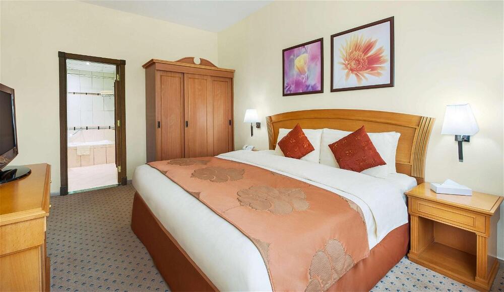 Foto general de Hotel Golden Tulip Sharjah