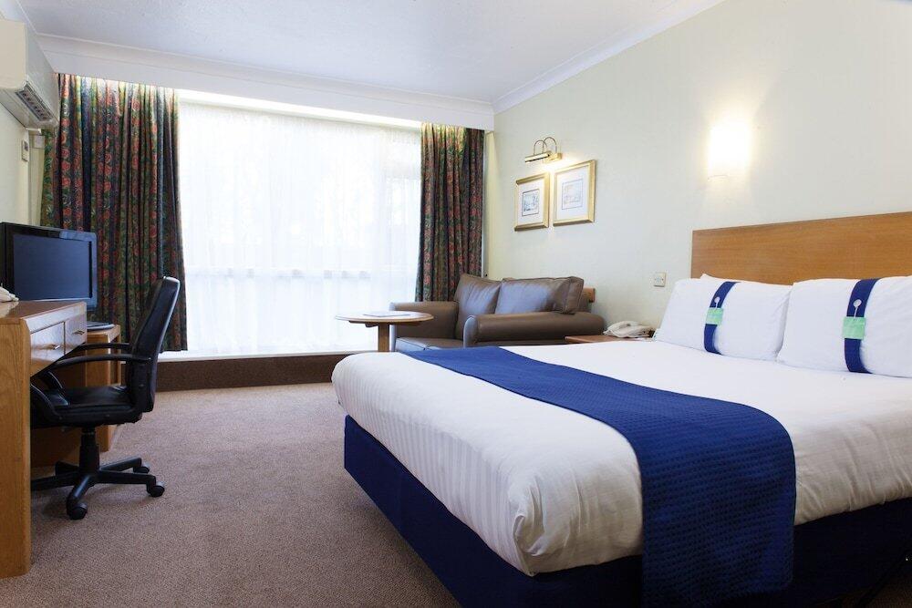 Foto de una habitación de Holiday Inn Newport, an IHG Hotel