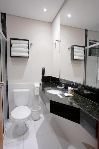 Foto del baño de Colonial Plaza Hotel