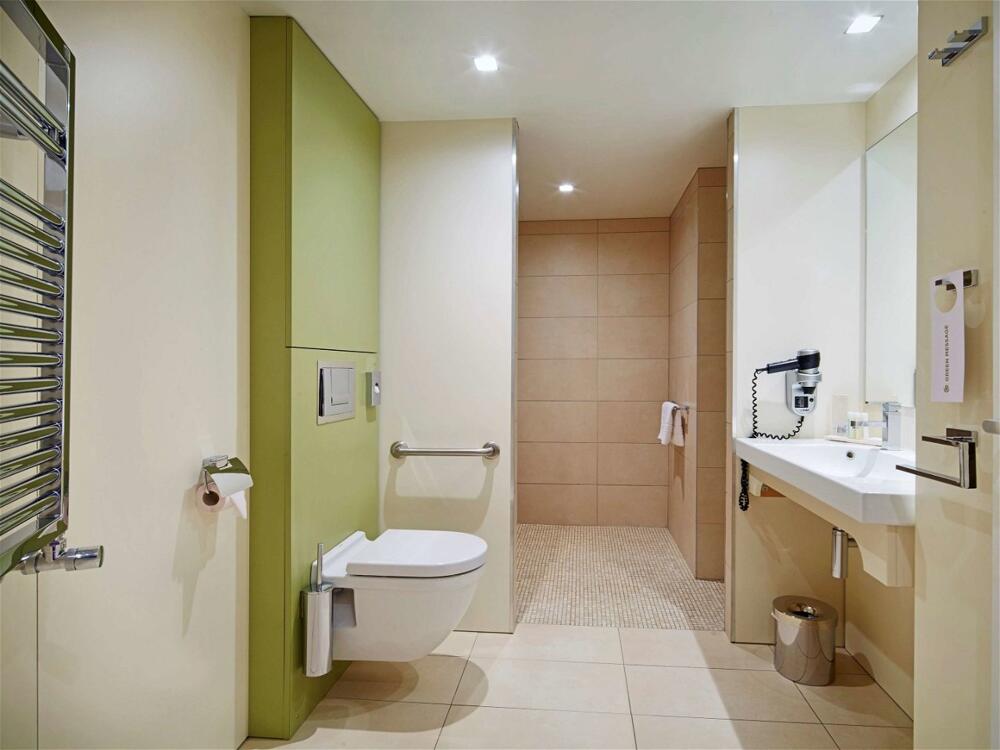 Foto del baño de Golden Tulip Amneville - Hotel And Casino