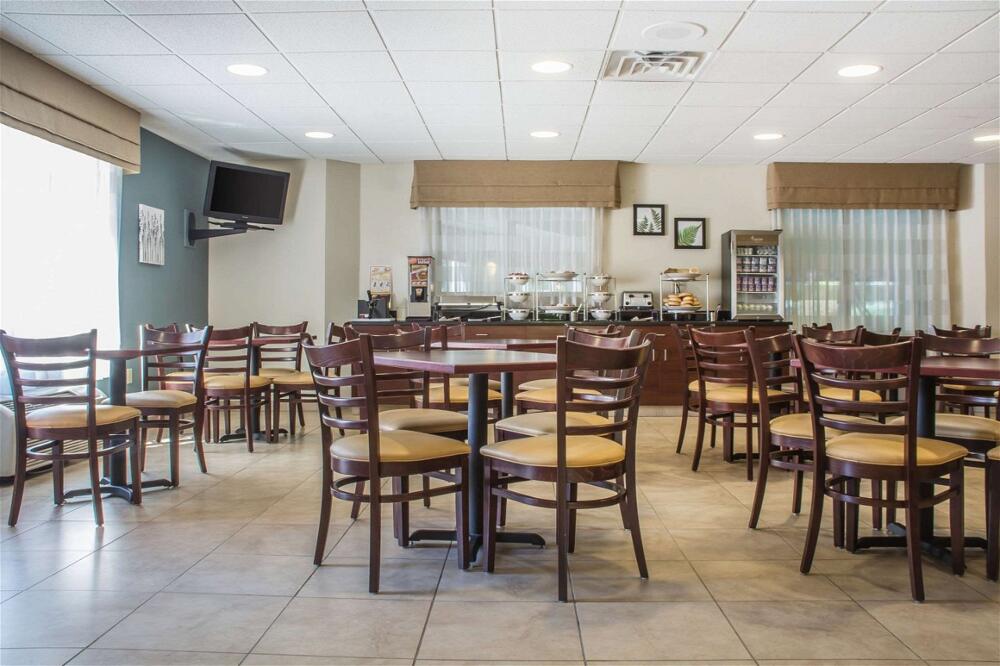 Foto de restauración de Hotel Sleep Inn