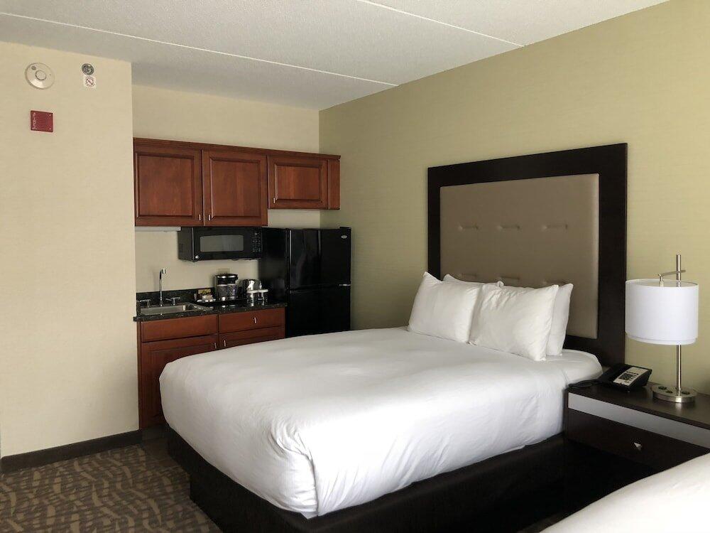 Foto de una habitación de Hotel Wyndham Garden Buffalo Downtown
